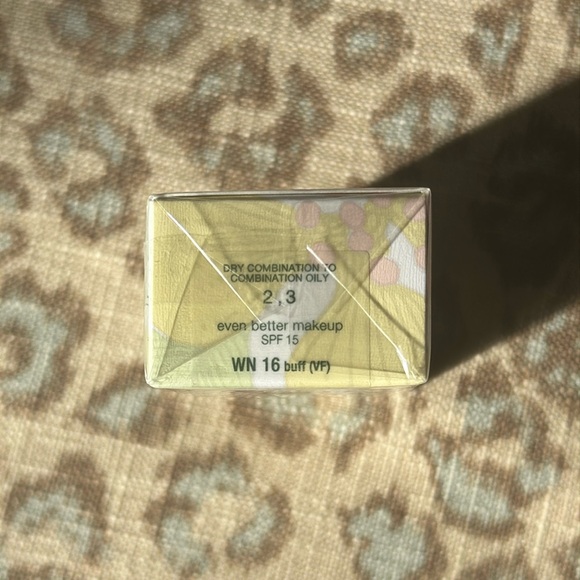 NIB CLINIQUE Even Better Makeup WN 16 (VF) - Picture 2 of 5